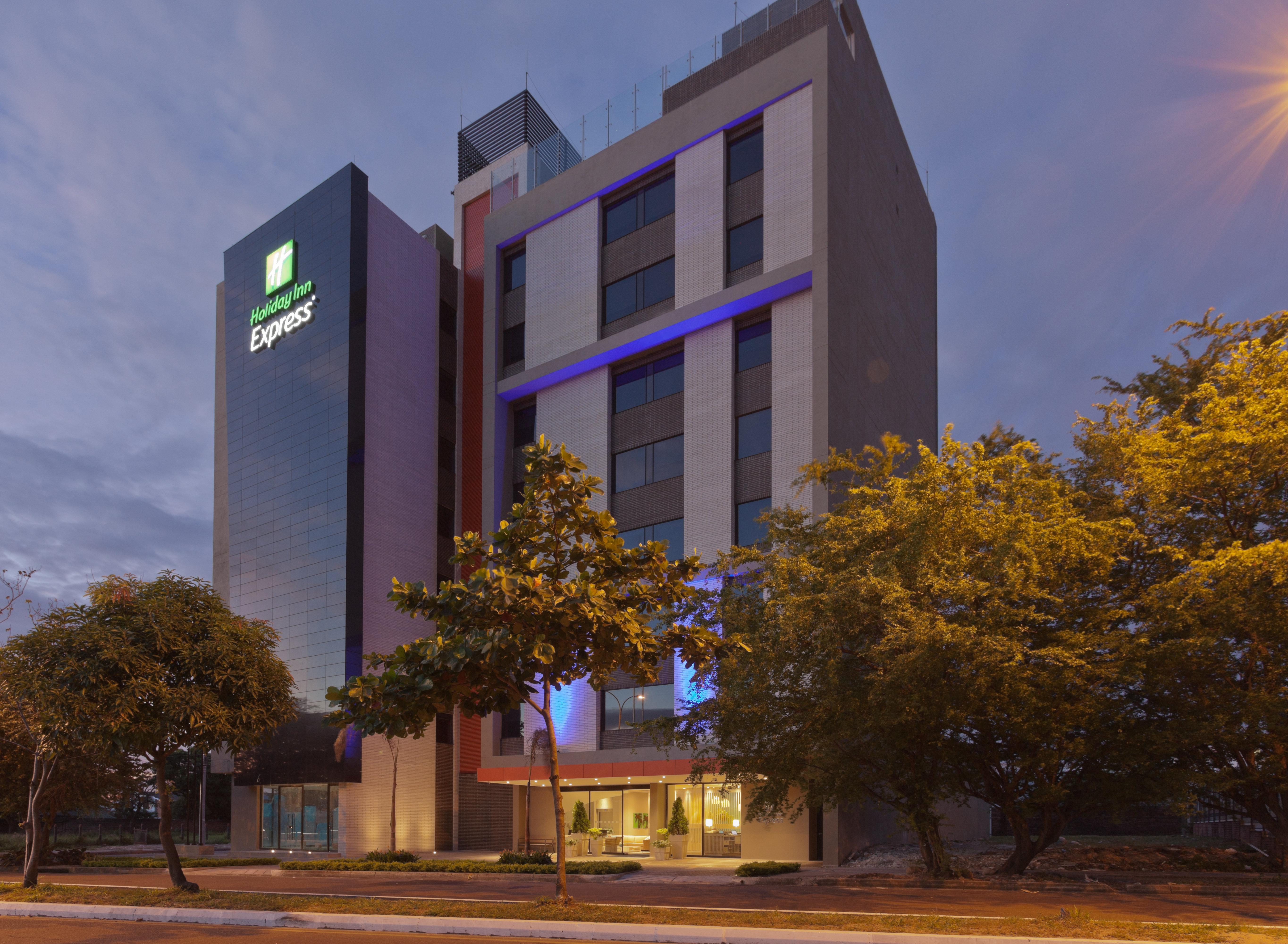 Holiday Inn Express Yopal By Ihg Ngoại thất bức ảnh