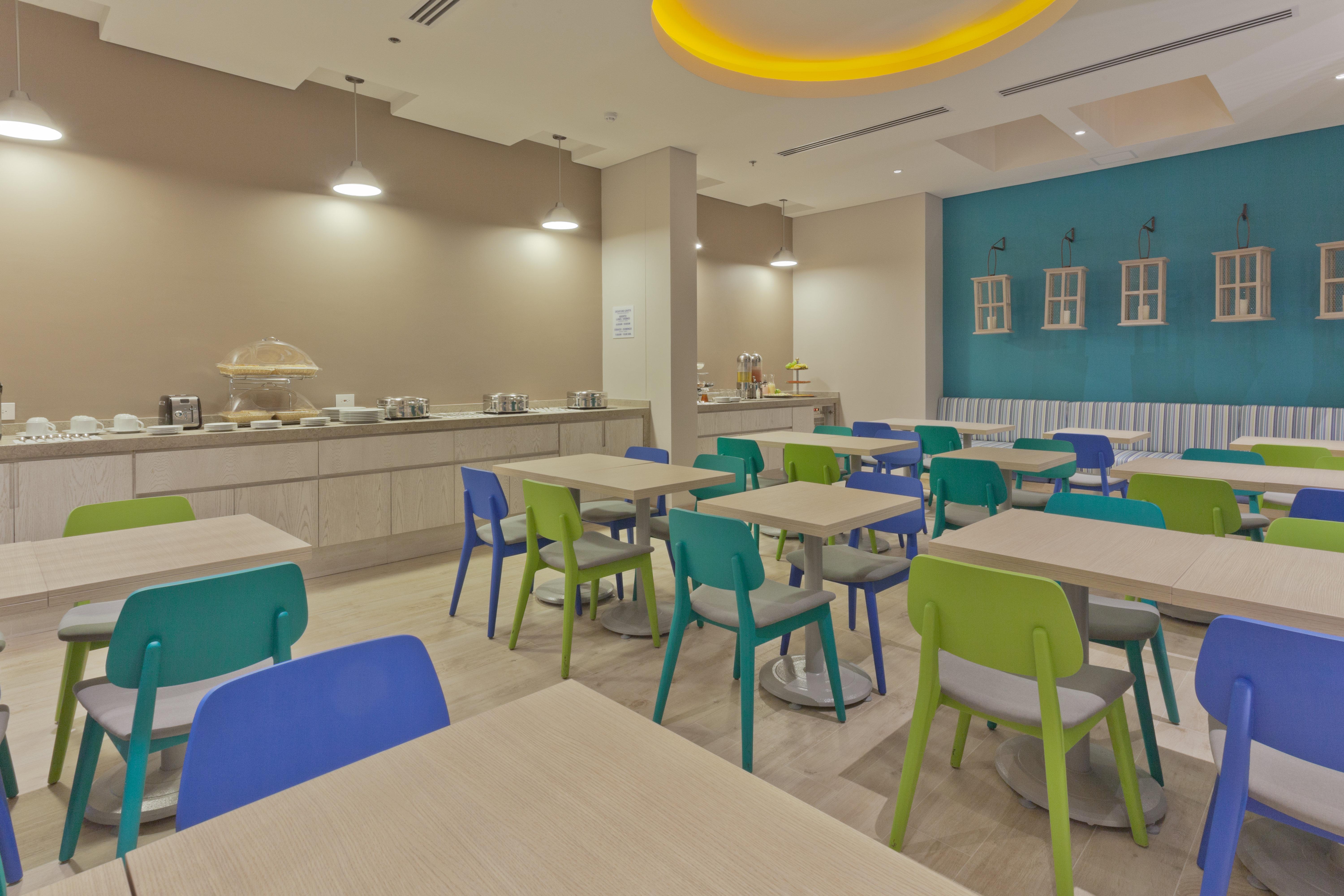 Holiday Inn Express Yopal By Ihg Ngoại thất bức ảnh