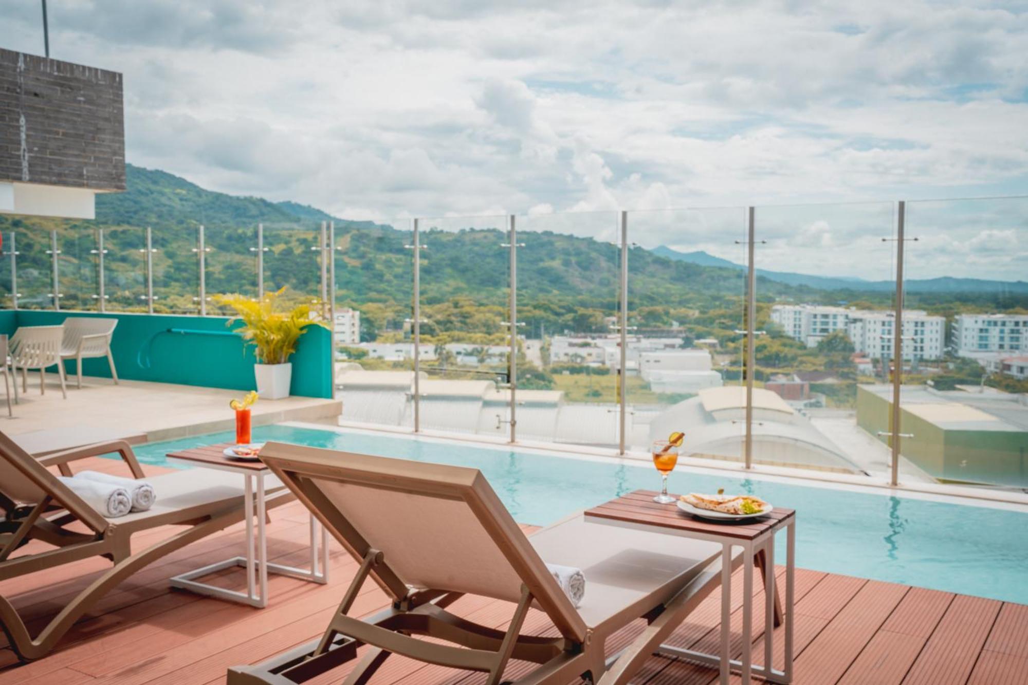 Holiday Inn Express Yopal By Ihg Ngoại thất bức ảnh