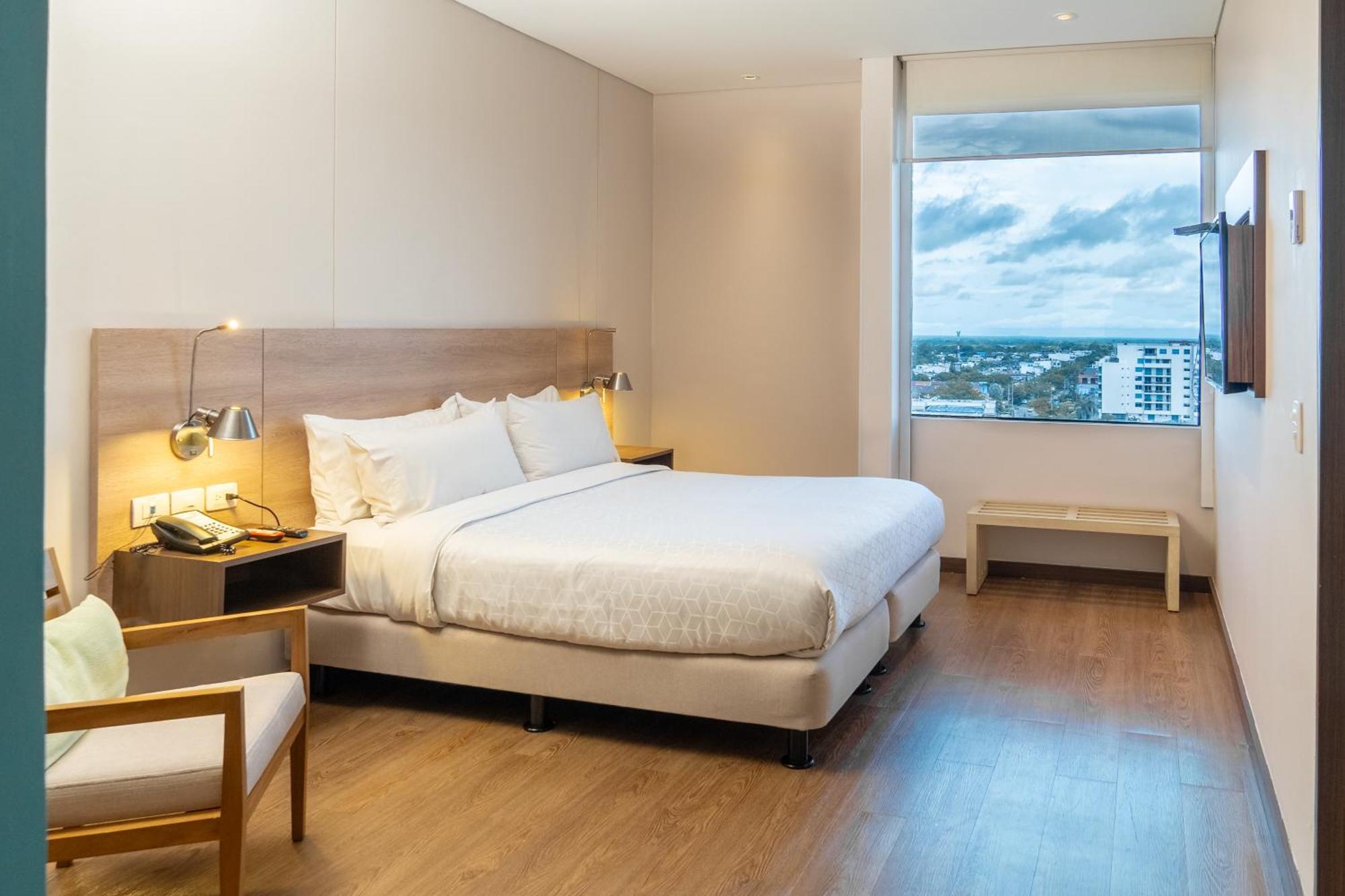 Holiday Inn Express Yopal By Ihg Ngoại thất bức ảnh