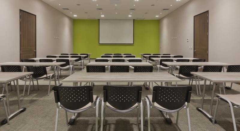 Holiday Inn Express Yopal By Ihg Ngoại thất bức ảnh
